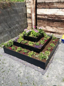 Květináč na míru (Na Dotaz)